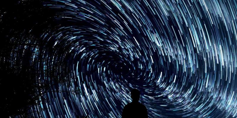 球速体育2026世界杯主题视觉，展现足球、篮球、网球等多元体育竞技场景